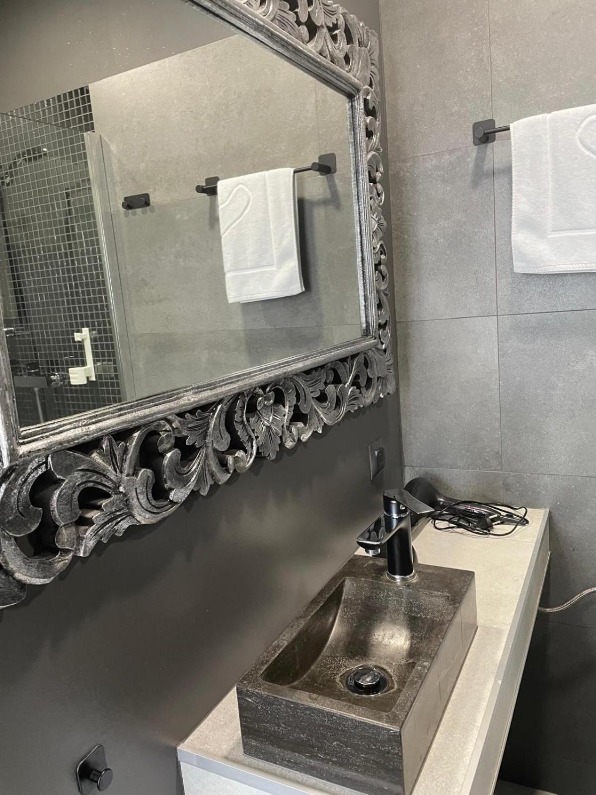 Strzelecka 1 Hotel Opole Ngoại thất bức ảnh